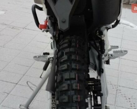 купить новое авто Voge 300 Rally 2025 года от официального дилера Corsar Voge фото