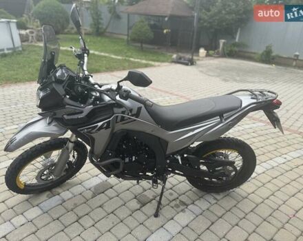 Серый Voge 300 Rally, объемом двигателя 0 л и пробегом 5 тыс. км за 2950 $, фото 3 на Automoto.ua