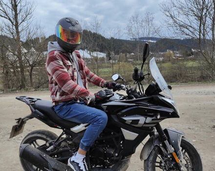 Черный Voge 300DS, объемом двигателя 0.29 л и пробегом 5 тыс. км за 2400 $, фото 2 на Automoto.ua