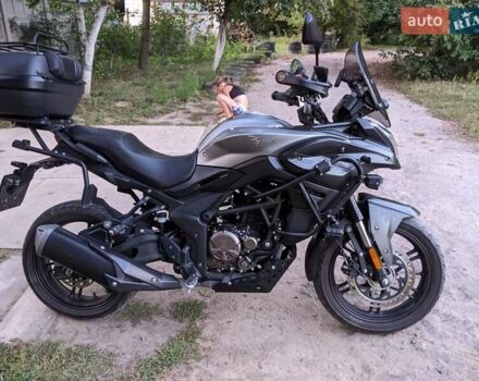 Voge 300DS, объемом двигателя 0.3 л и пробегом 11 тыс. км за 3000 $, фото 4 на Automoto.ua