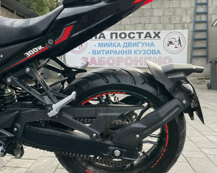 Voge 300R, объемом двигателя 0.3 л и пробегом 10 тыс. км за 2383 $, фото 2 на Automoto.ua