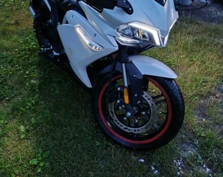 Білий Voge 300RR, об'ємом двигуна 0.3 л та пробігом 10 тис. км за 2200 $, фото 3 на Automoto.ua