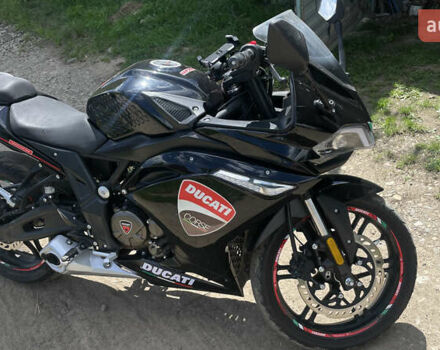 Чорний Voge 300RR, об'ємом двигуна 0.35 л та пробігом 2 тис. км за 2000 $, фото 1 на Automoto.ua