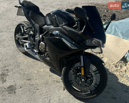 Чорний Voge 300RR, об'ємом двигуна 0.29 л та пробігом 19 тис. км за 2500 $, фото 12 на Automoto.ua