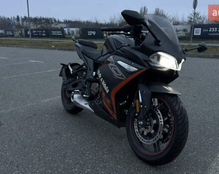 Чорний Voge 300RR, об'ємом двигуна 0.29 л та пробігом 13 тис. км за 2400 $, фото 3 на Automoto.ua