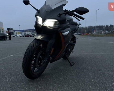 Чорний Voge 300RR, об'ємом двигуна 0.29 л та пробігом 13 тис. км за 2400 $, фото 2 на Automoto.ua