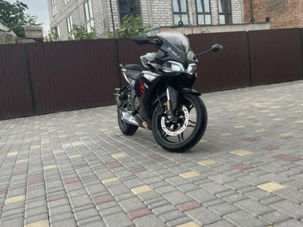 Voge 300RR 2020 в Каменце-Подольском на Automoto.ua Черный Voge 300RR, объемом двигателя 0.35 л и пробегом 19 тыс. км за 2050 $, фото 1 на Automoto.ua