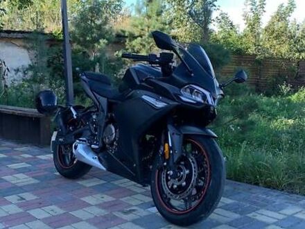 Voge 300RR 2021 в Львове на Automoto.ua Черный Voge 300RR, объемом двигателя 0.29 л и пробегом 11 тыс. км за 2500 $, фото 1 на Automoto.ua