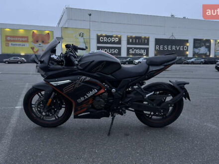 Чорний Voge 300RR, об'ємом двигуна 0.29 л та пробігом 13 тис. км за 2400 $, фото 1 на Automoto.ua