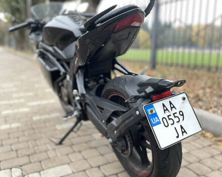 Voge 300RR, объемом двигателя 0.3 л и пробегом 20 тыс. км за 1990 $, фото 2 на Automoto.ua