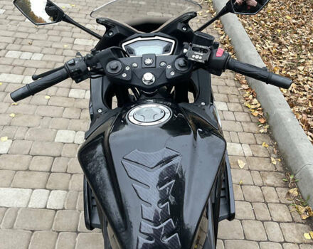 Voge 300RR, объемом двигателя 0.3 л и пробегом 20 тыс. км за 1990 $, фото 5 на Automoto.ua