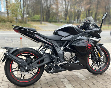 Voge 300RR, объемом двигателя 0.3 л и пробегом 20 тыс. км за 1990 $, фото 1 на Automoto.ua