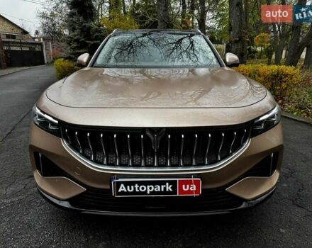 Бежевый Voyah Free, объемом двигателя 0 л и пробегом 40 тыс. км за 27990 $, фото 1 на Automoto.ua