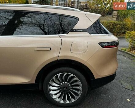 Бежевый Voyah Free, объемом двигателя 0 л и пробегом 40 тыс. км за 27990 $, фото 12 на Automoto.ua