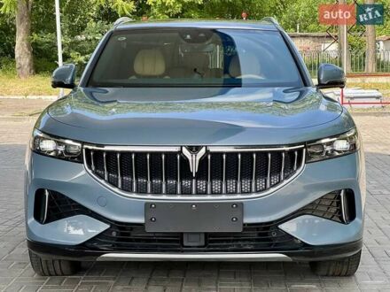 Серый Voyah Free, объемом двигателя 0 л и пробегом 1 тыс. км за 34000 $, фото 1 на Automoto.ua