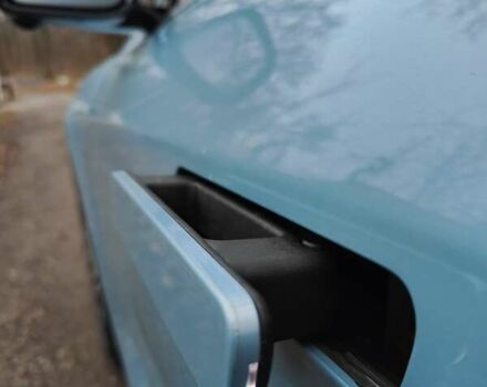 Синий Voyah Free, объемом двигателя 0 л и пробегом 65 тыс. км за 30000 $, фото 48 на Automoto.ua