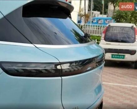 Синий Voyah Free, объемом двигателя 0 л и пробегом 65 тыс. км за 30000 $, фото 35 на Automoto.ua