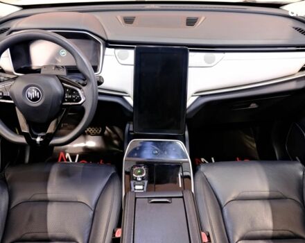 Білий Weltmeister ЕХ5, об'ємом двигуна 0 л та пробігом 114 тис. км за 11900 $, фото 6 на Automoto.ua