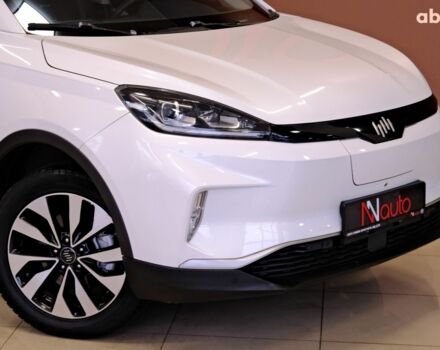 Білий Weltmeister ЕХ5, об'ємом двигуна 0 л та пробігом 114 тис. км за 11900 $, фото 2 на Automoto.ua