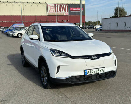 Белый Weltmeister EX5, объемом двигателя 0 л и пробегом 6 тыс. км за 19500 $, фото 2 на Automoto.ua