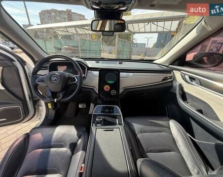 Белый Weltmeister EX5, объемом двигателя 0 л и пробегом 160 тыс. км за 12700 $, фото 25 на Automoto.ua