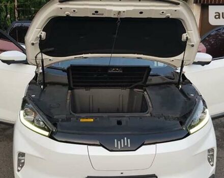 Weltmeister EX5 2019 в Одессе на Automoto.ua Белый Weltmeister EX5, объемом двигателя 0 л и пробегом 114 тыс. км за 14450 $, фото 23 на Automoto.ua