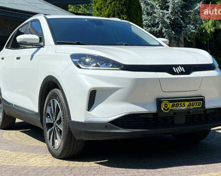 Білий Weltmeister EX5, об'ємом двигуна 0 л та пробігом 26 тис. км за 21999 $, фото 1 на Automoto.ua