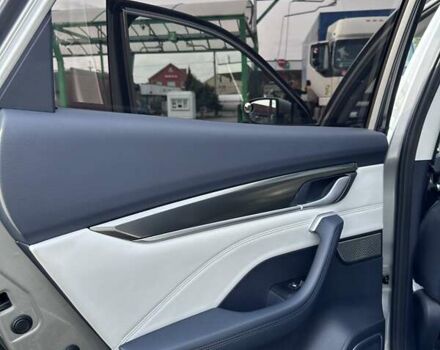 Серый Weltmeister EX5, объемом двигателя 0 л и пробегом 69 тыс. км за 19000 $, фото 18 на Automoto.ua