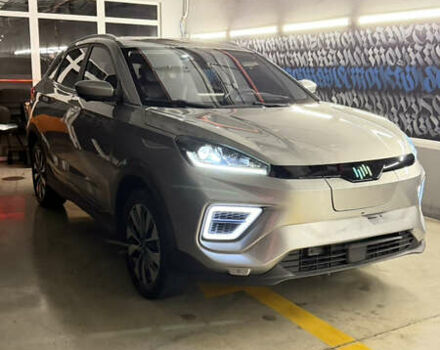 Серый Weltmeister EX5, объемом двигателя 0 л и пробегом 54 тыс. км за 24300 $, фото 9 на Automoto.ua