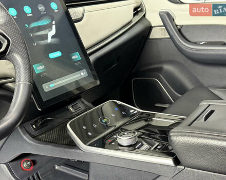 Серый Weltmeister EX5, объемом двигателя 0 л и пробегом 58 тыс. км за 25000 $, фото 43 на Automoto.ua