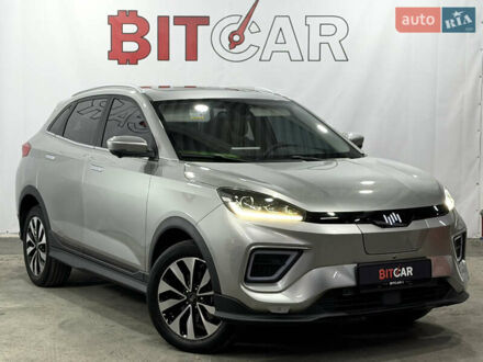 Серый Weltmeister EX5, объемом двигателя 0 л и пробегом 58 тыс. км за 25000 $, фото 1 на Automoto.ua