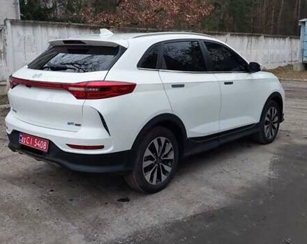 Білий Weltmeister EX5-Z, об'ємом двигуна 0 л та пробігом 48 тис. км за 22000 $, фото 6 на Automoto.ua