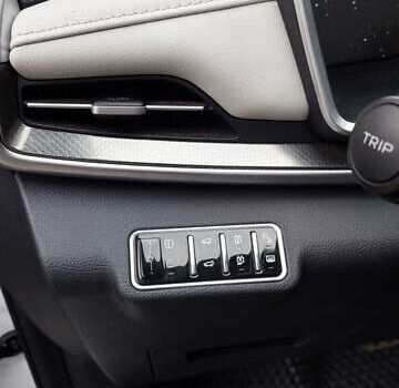 Білий Weltmeister EX5-Z, об'ємом двигуна 0 л та пробігом 48 тис. км за 22000 $, фото 17 на Automoto.ua