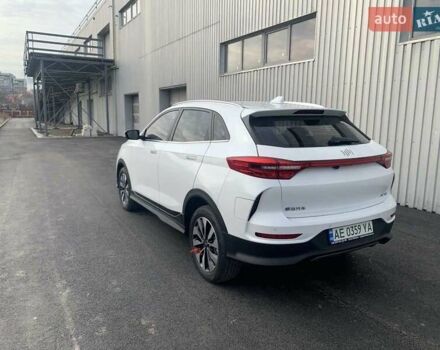 Белый Weltmeister EX5-Z, объемом двигателя 0 л и пробегом 7 тыс. км за 18000 $, фото 5 на Automoto.ua