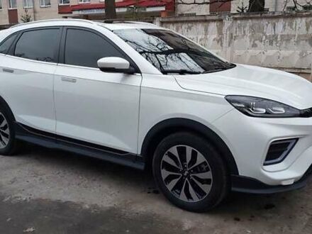Weltmeister EX5-Z 2020 у Ківерці на Automoto.ua Білий Weltmeister EX5-Z, об'ємом двигуна 0 л та пробігом 28 тис. км за 22000 $, фото 1 на Automoto.ua