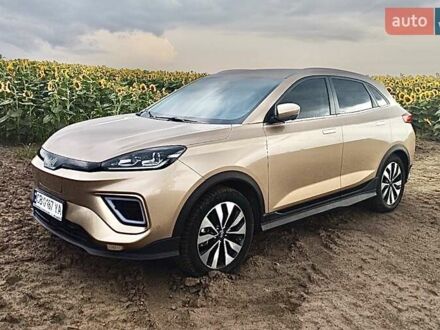 Weltmeister EX5-Z 2020 у Прилуках на Automoto.ua Бежевий Weltmeister EX5-Z, об'ємом двигуна 0 л та пробігом 60 тис. км за 17990 $, фото 1 на Automoto.ua