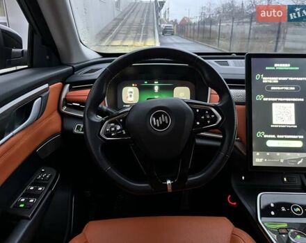 Серый Weltmeister EX5-Z, объемом двигателя 0 л и пробегом 34 тыс. км за 17800 $, фото 19 на Automoto.ua