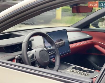 Бежевый Xiaomi SU7, объемом двигателя 0 л и пробегом 9 тыс. км за 44900 $, фото 3 на Automoto.ua