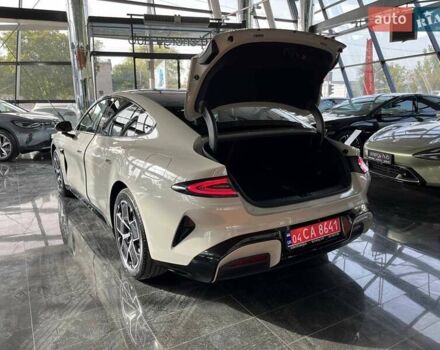 Сірий Xiaomi SU7, об'ємом двигуна 0 л та пробігом 5 тис. км за 33000 $, фото 11 на Automoto.ua