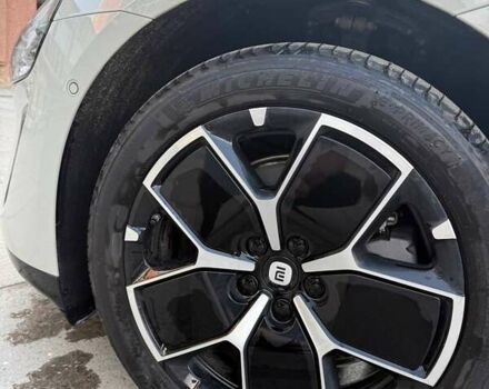 Сірий Xiaomi SU7, об'ємом двигуна 0 л та пробігом 5 тис. км за 33000 $, фото 25 на Automoto.ua