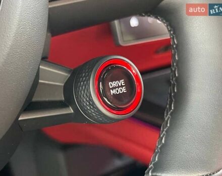 Сірий Xiaomi SU7, об'ємом двигуна 0 л та пробігом 5 тис. км за 33000 $, фото 8 на Automoto.ua