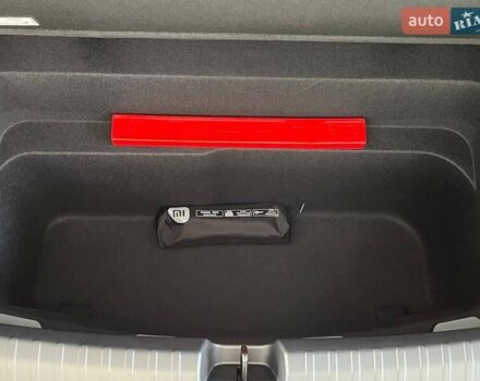 Сірий Xiaomi SU7, об'ємом двигуна 0 л та пробігом 5 тис. км за 33000 $, фото 13 на Automoto.ua