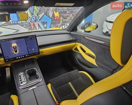 Жовтий Xiaomi SU7 Ultra, об'ємом двигуна 0 л та пробігом 4 тис. км за 82999 $, фото 25 на Automoto.ua