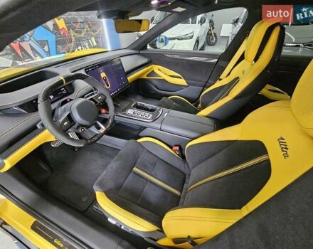 Жовтий Xiaomi SU7 Ultra, об'ємом двигуна 0 л та пробігом 4 тис. км за 82999 $, фото 22 на Automoto.ua