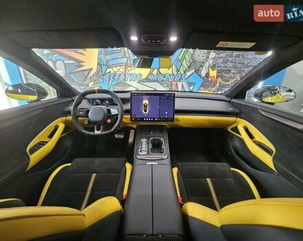 Жовтий Xiaomi SU7 Ultra, об'ємом двигуна 0 л та пробігом 4 тис. км за 82999 $, фото 20 на Automoto.ua