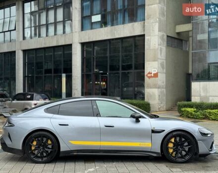 Серый Xiaomi SU7 Ultra, объемом двигателя 0 л и пробегом 4 тыс. км за 79999 $, фото 4 на Automoto.ua