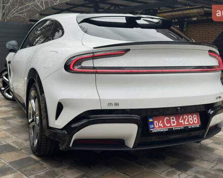 Білий Xiaomi YU7, об'ємом двигуна 0 л та пробігом 1 тис. км за 65000 $, фото 4 на Automoto.ua