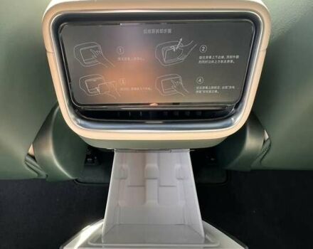 Синий Xiaomi YU7, объемом двигателя 0 л и пробегом 1 тыс. км за 65800 $, фото 26 на Automoto.ua