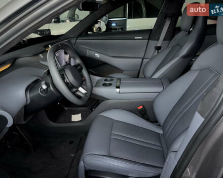 Зеленый Xiaomi YU7, объемом двигателя 0 л и пробегом 1 тыс. км за 64999 $, фото 6 на Automoto.ua