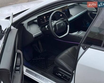 Белый Xpeng P7, объемом двигателя 0 л и пробегом 24 тыс. км за 29000 $, фото 11 на Automoto.ua